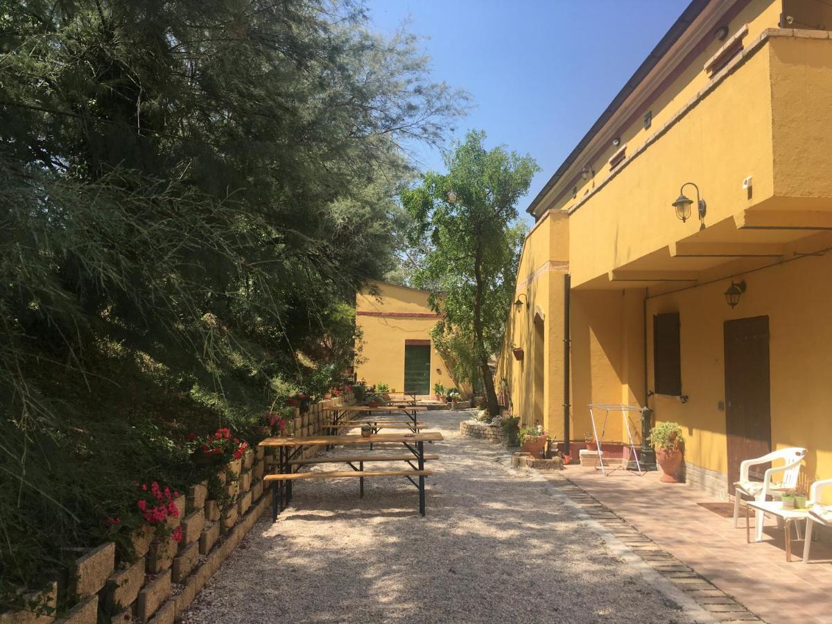 Agriturismo Fattoria Del Colle Jesi Exterior foto